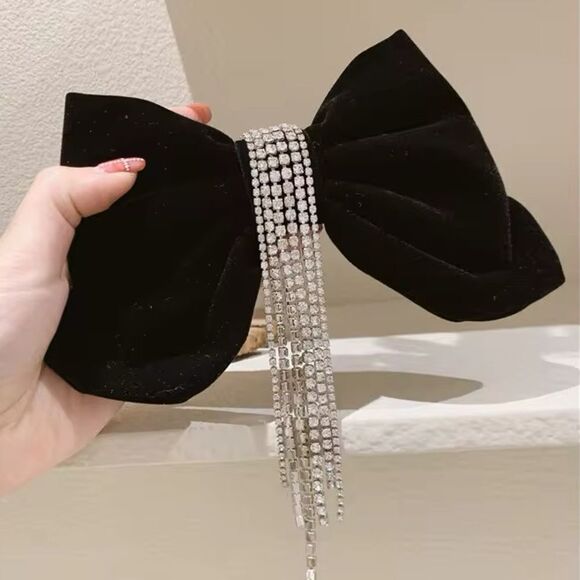 Luxury Black Velvet Bow Hair Clip with Rhinestone Fringe - Picture 4 of 8